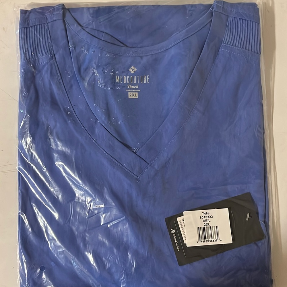 Ceil Blue 2x scrub tops